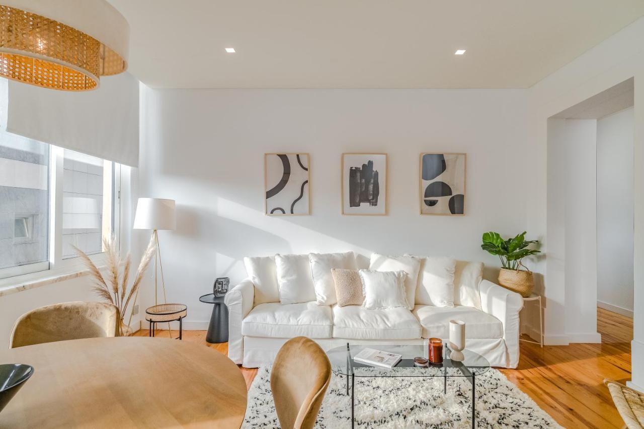 Casa Boma Lisboa - Elegant & Spacious Apartment - Campo I Kültér fotó